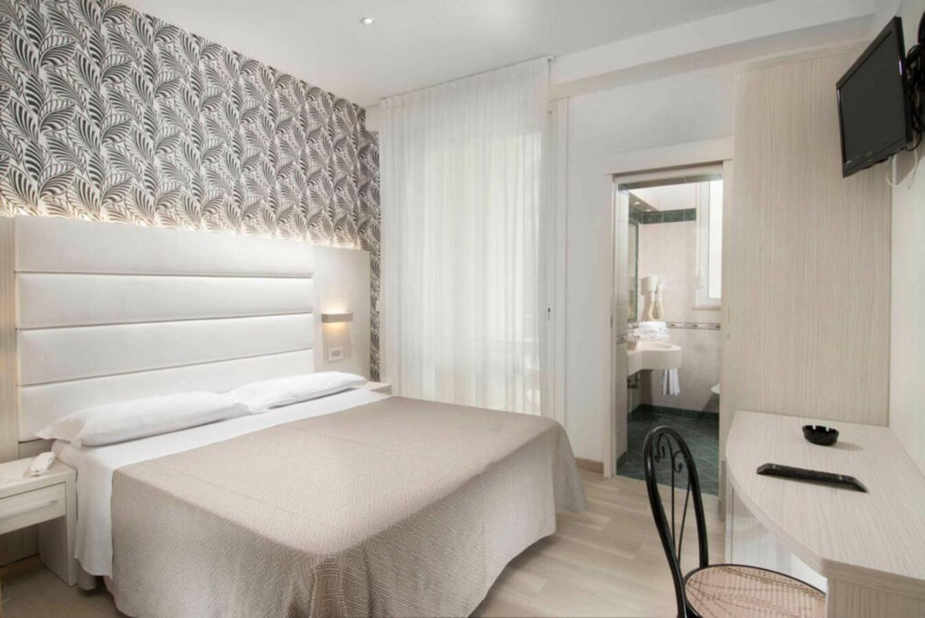 Hotel Bellevue Cattolica Exterior photo